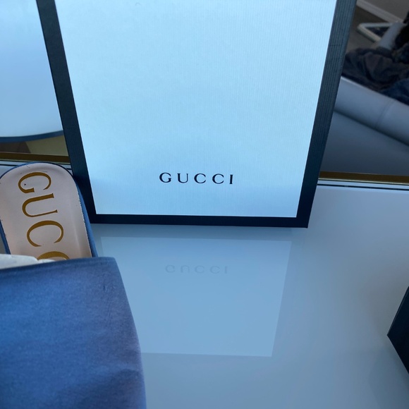 Gucci Denim blue satin mule with crystal heels and re-movable crystal bows sz 38 - Picture 2 of 9